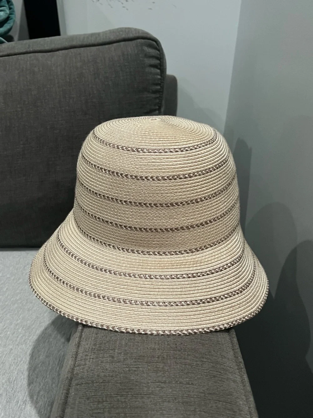Eric Javits Sun Packable Bucket Hat - Picture 1 of 8